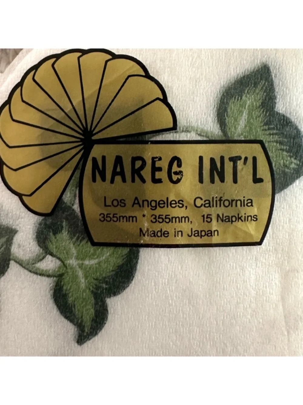 NAREG INT’L Vintage Rice Paper Napkins (lot of 15) Leaf Bug Theme Scalloped Fan
